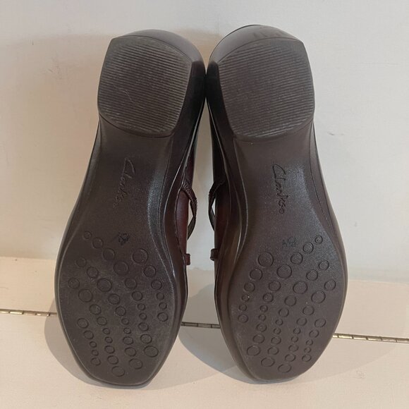 Clarks Mary Jane Leather Brown Double Strap Pump Heel Women Size 8.5M - Picture 4 of 4